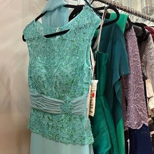 CAMERON BLAKE BY MON CHERI 114657